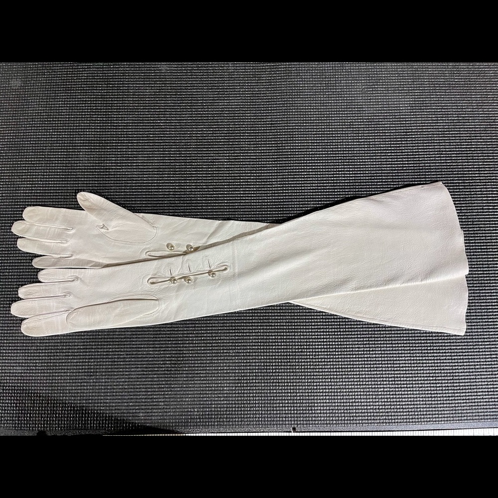 Vintage Opera Length 23” Kid Leather Gloves